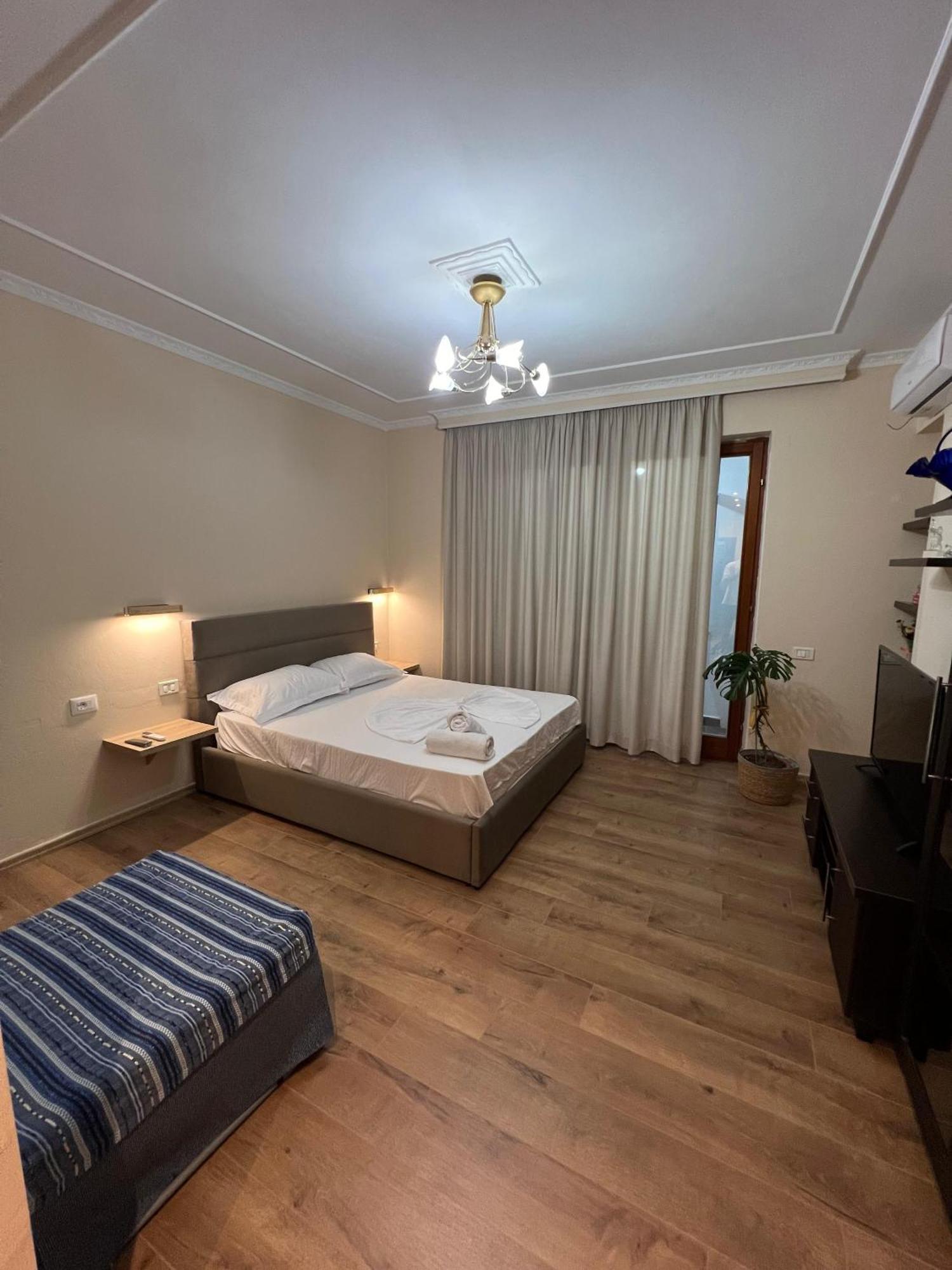 Skyline Studios Тирана Экстерьер фото